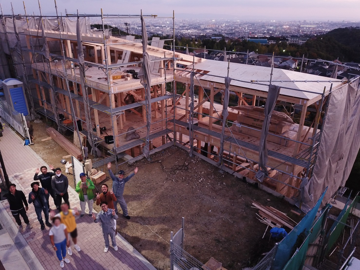 【WHALEHOUSE】上棟時のドローン撮影