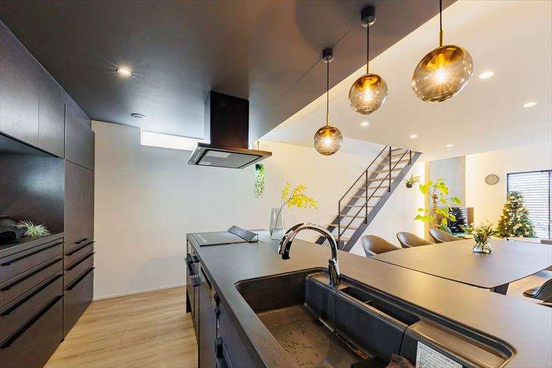 西宮で評判の注文住宅は株式会社WHALEHOUSE-キッチンの選び方について-